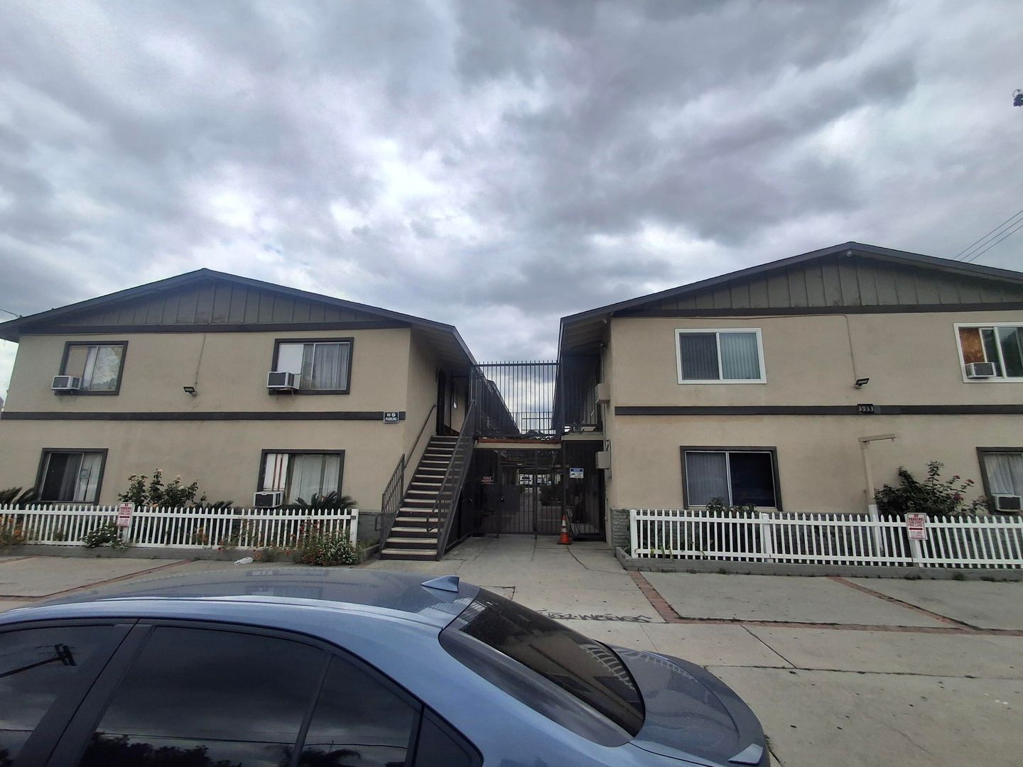 Baldwin Park Apartment: 3933-3943 La Rica Avenue