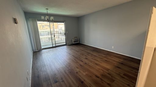 Live at the Center of Hollywood – Spacious Apartments Steps from the Walk of Fame & TCL Chinese Theatre – photo 1