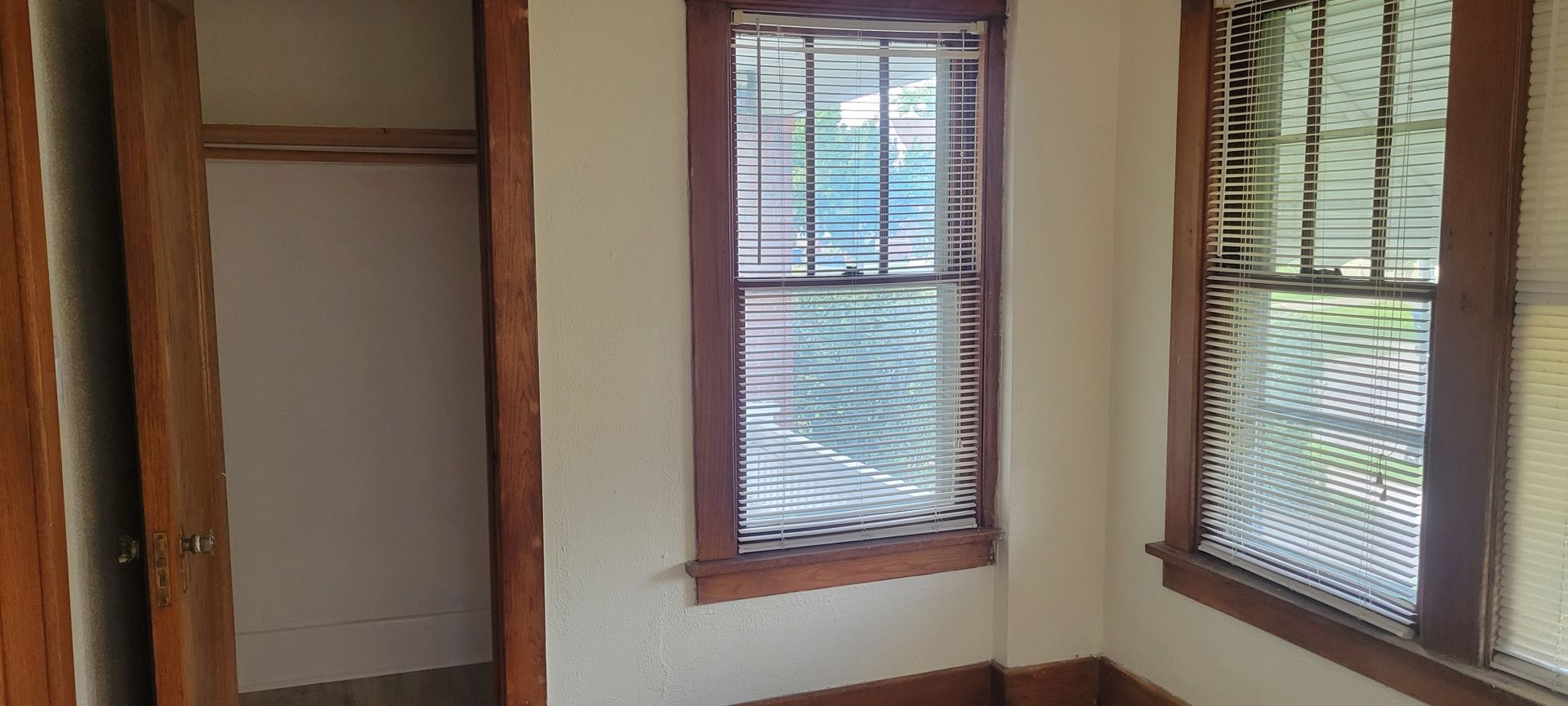 Buffalo Apartment: 115 Tennyson Ave.