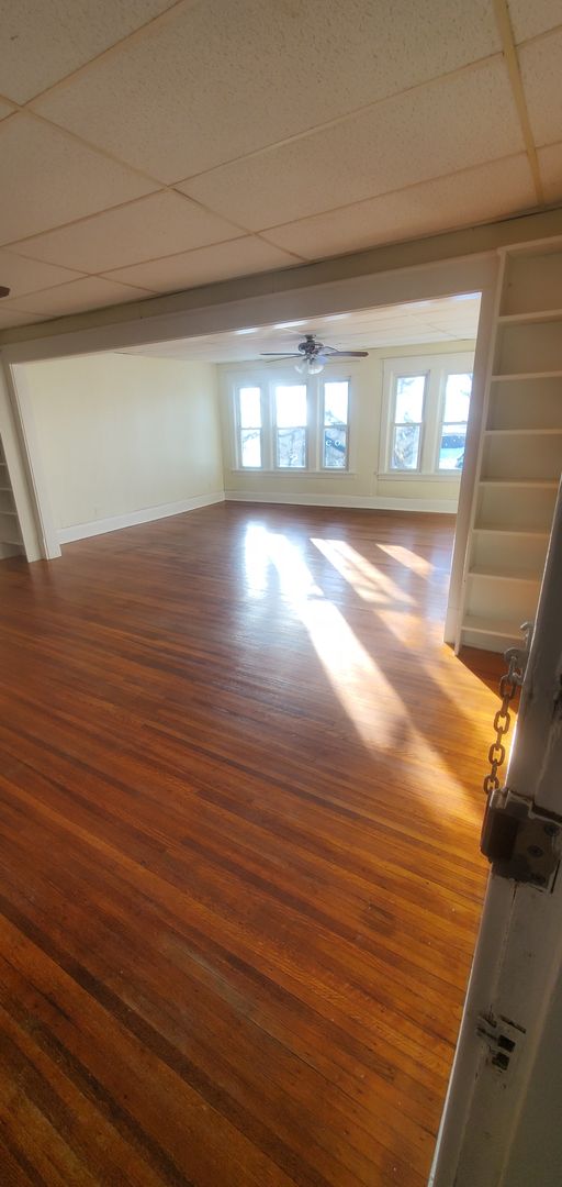 Kenmore Apartment: 3113 Delaware Ave.