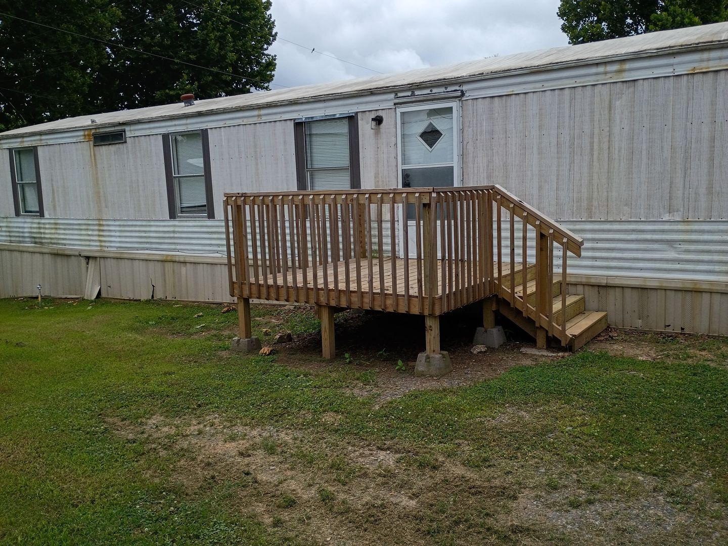 Cabot Apartment: 1000 W. Locust Street