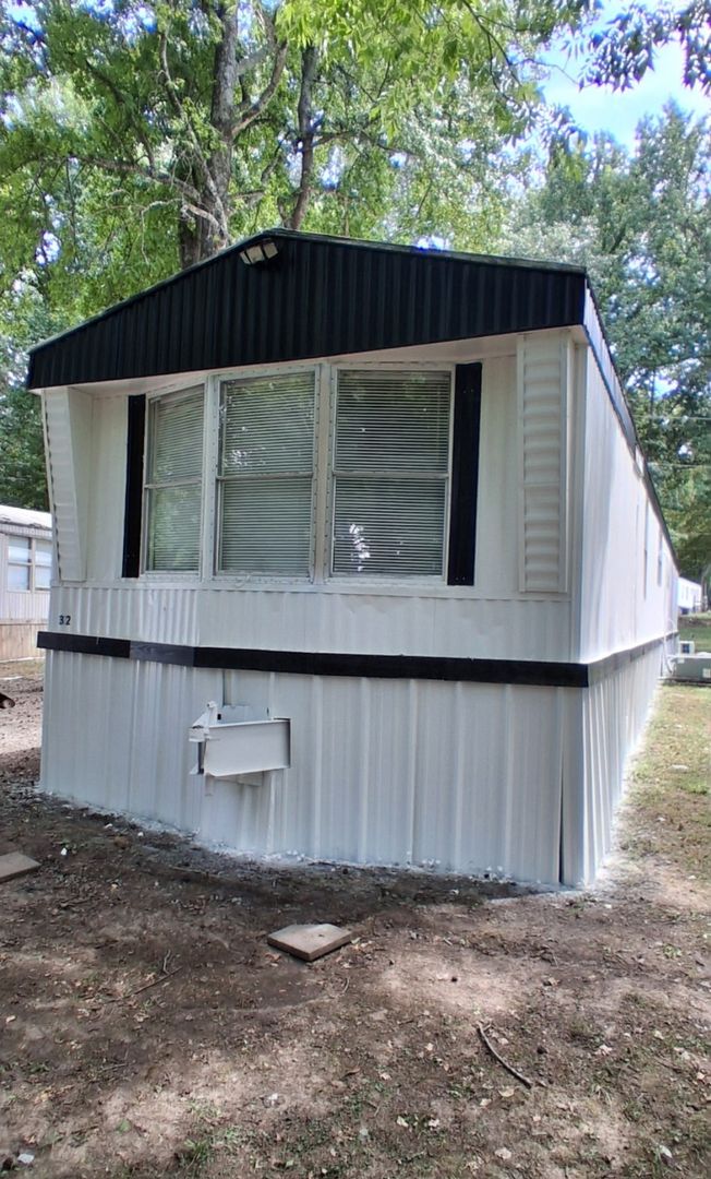 Cabot Apartment: Fortson Drive
