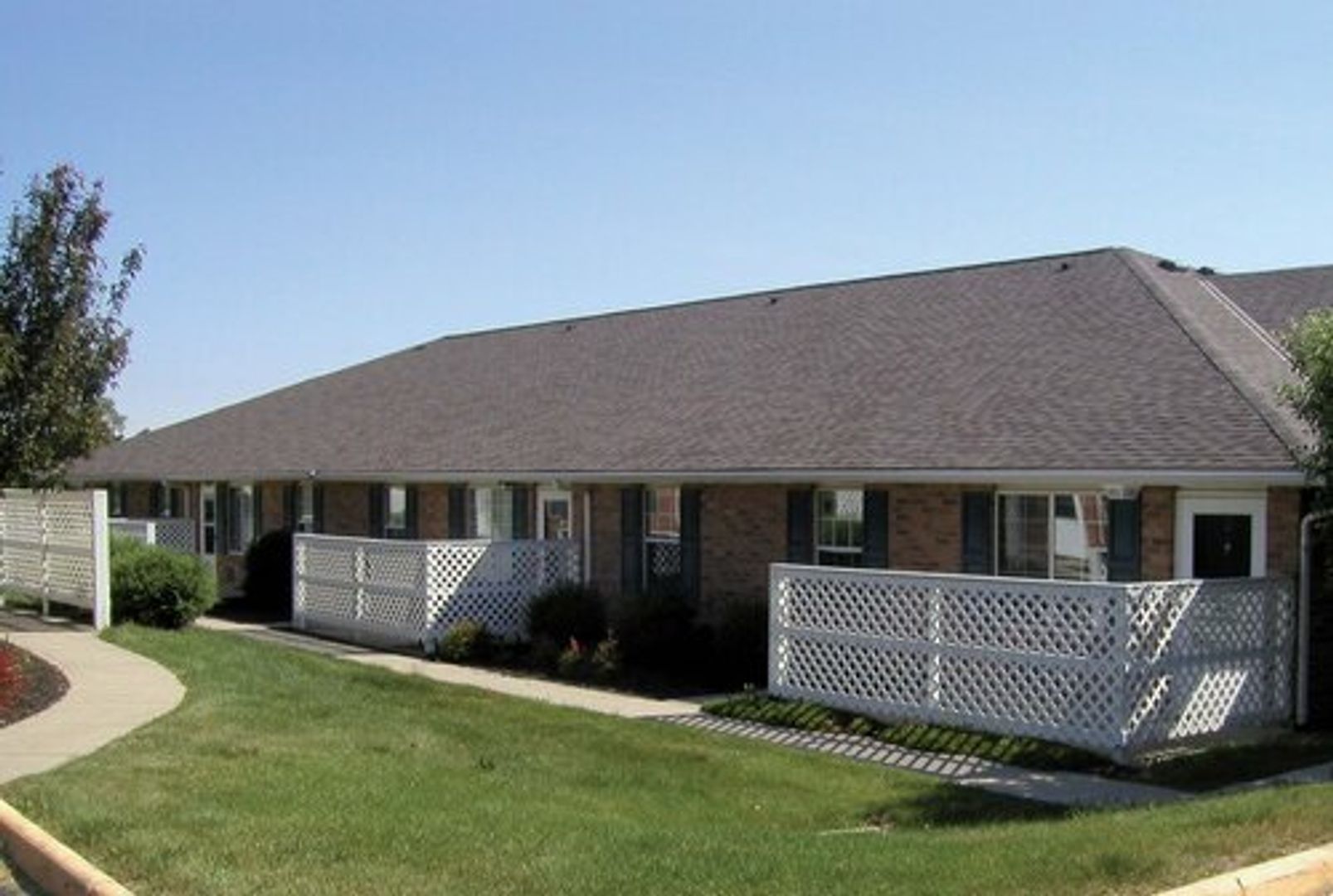 Jeffersonville Apartment: 44 Colonial Dr