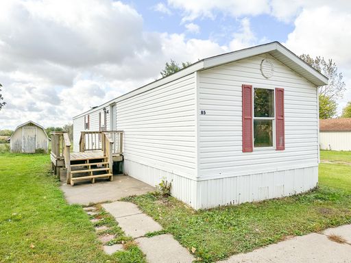 3 Bedroom 2 Bath Mobile Home for Rent