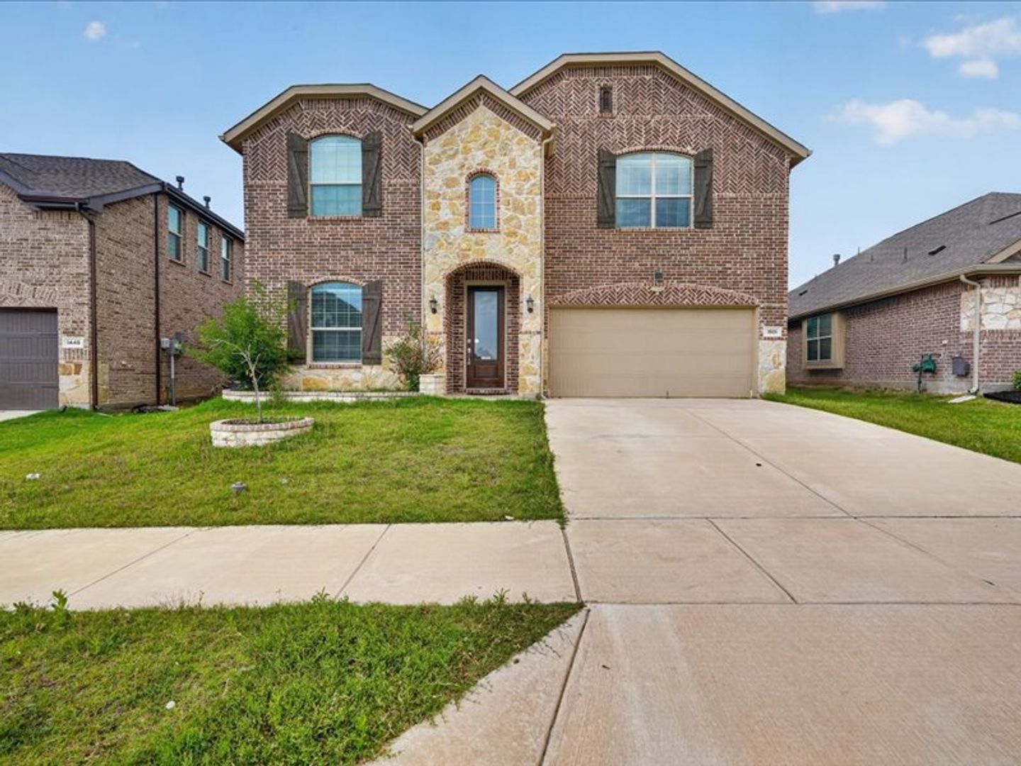 Little Elm House: 1501 Lake Grove Dr.
