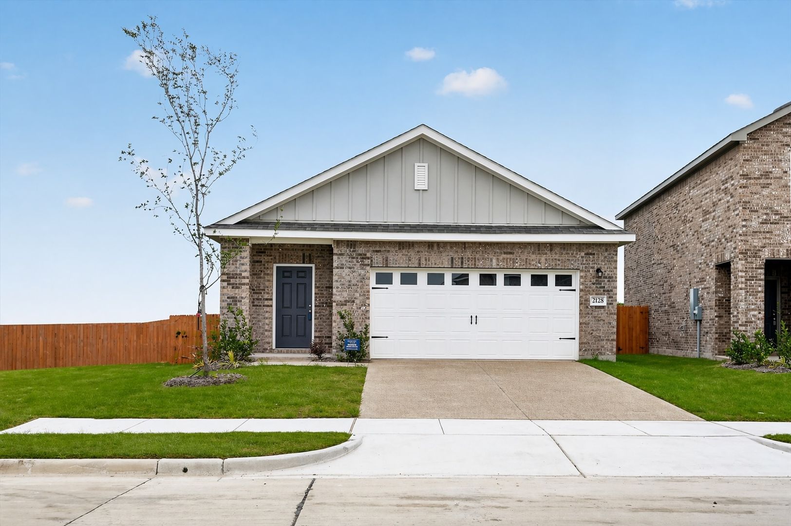 Melissa House: 2128 Meadow Park
