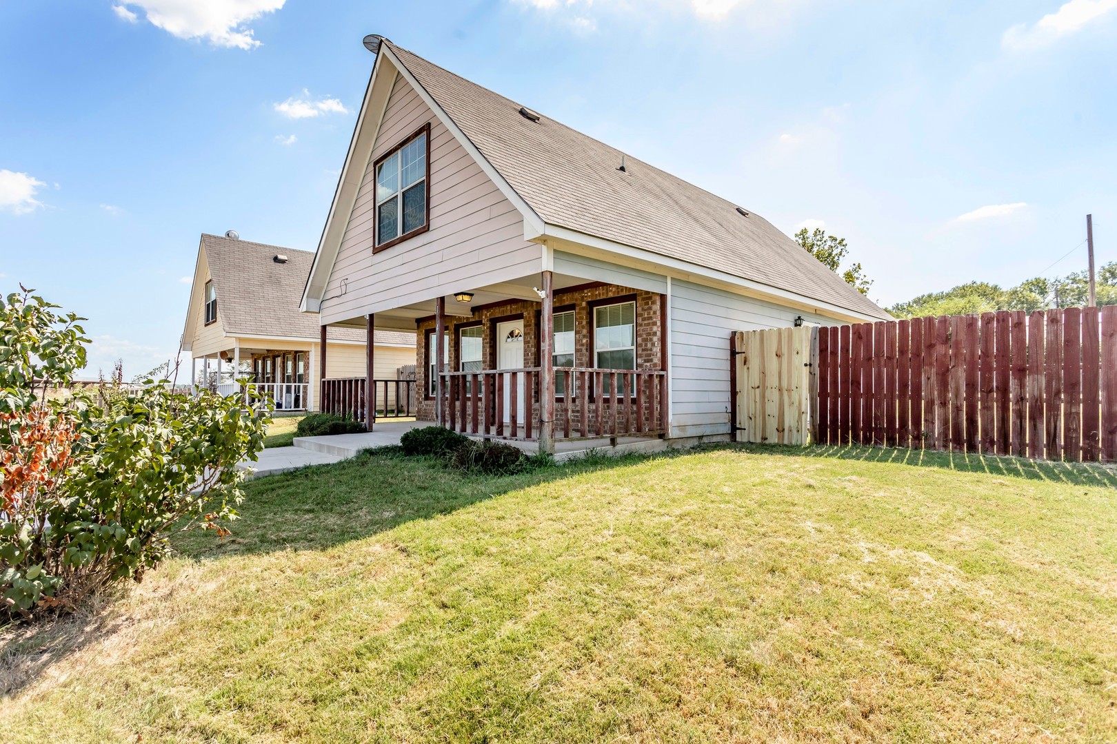 Boyd Apartment: 213 PR 4573