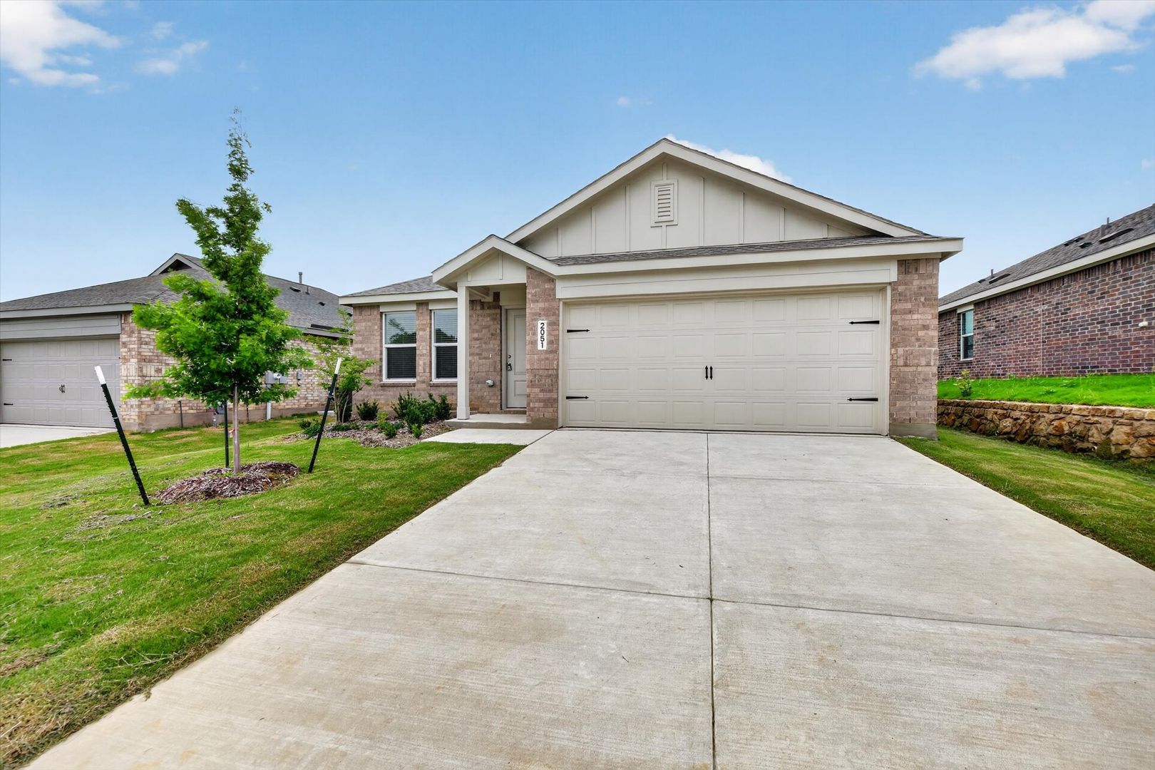 Aubrey House: 2051 Stable Ln