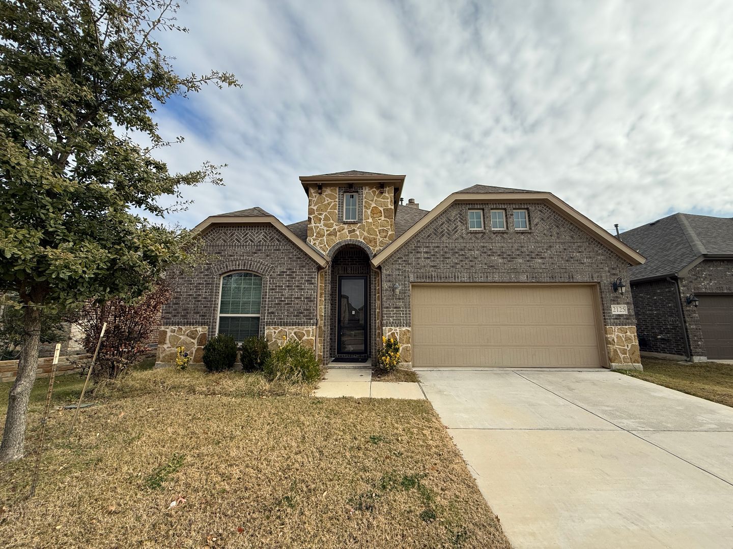 Little Elm House: 2125 Lake Pine Dr