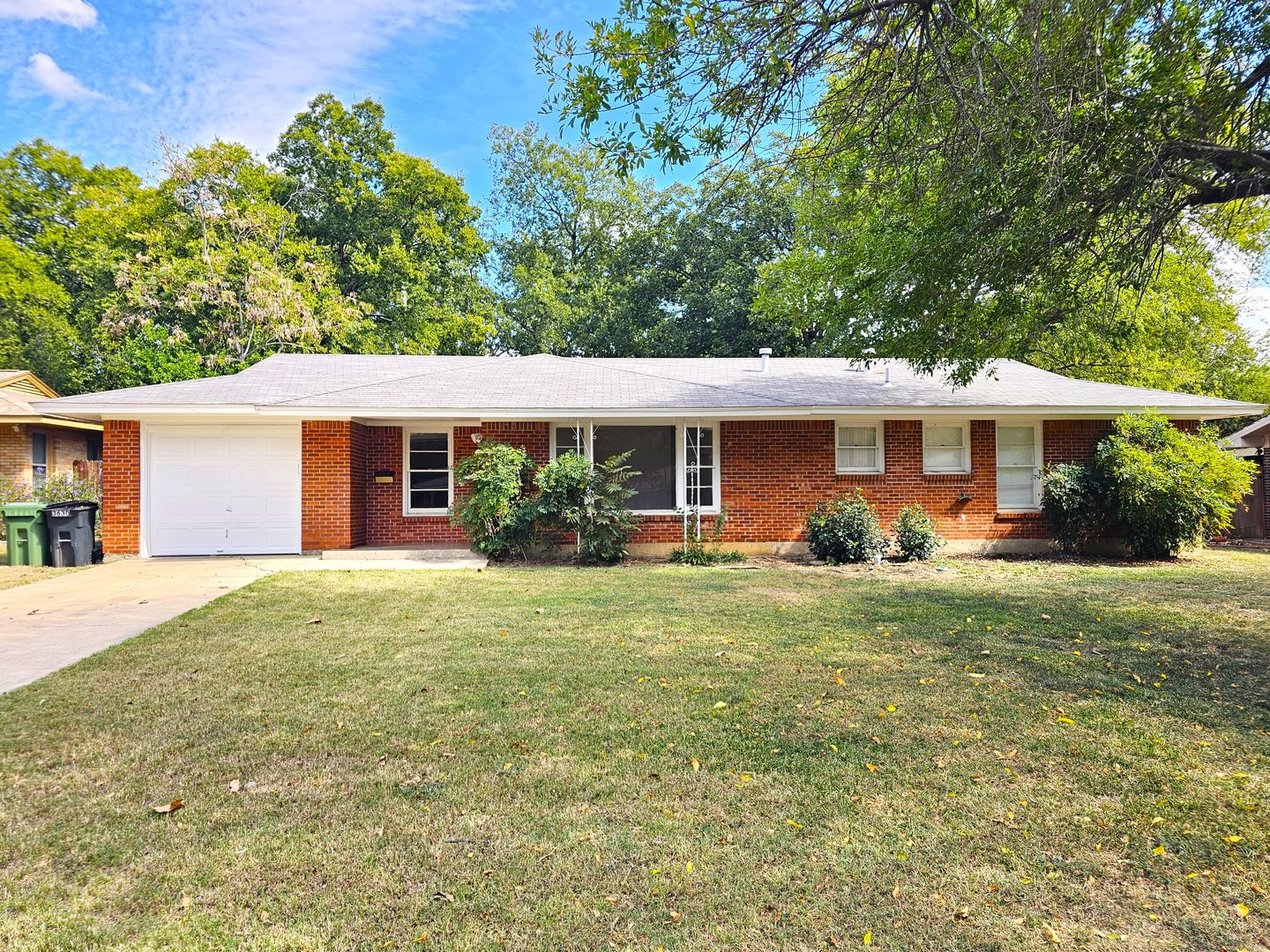 North Richland Hills House: 3630 Charles St.