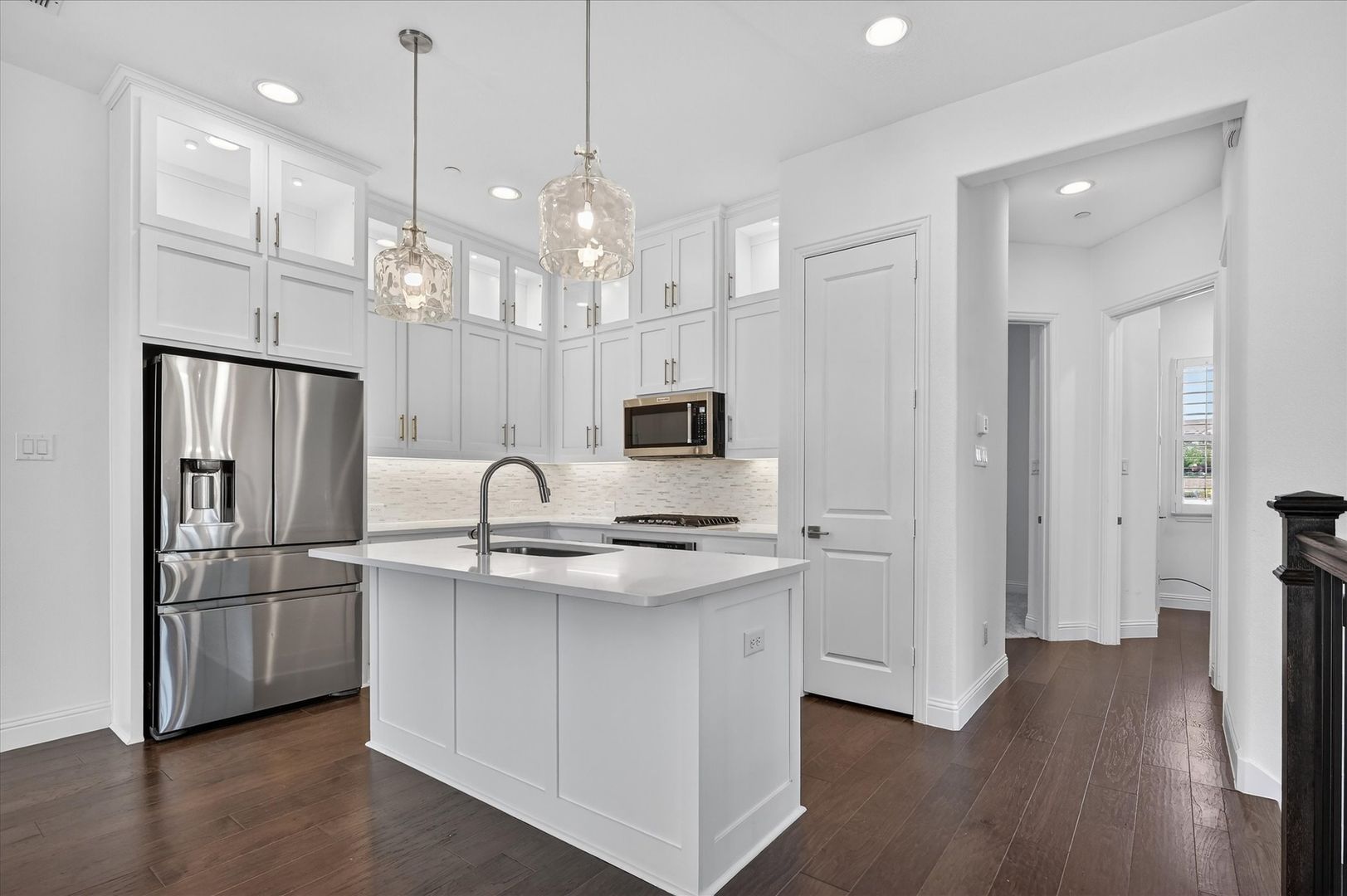 Lewisville Townhome: 2201 Southwick Dr