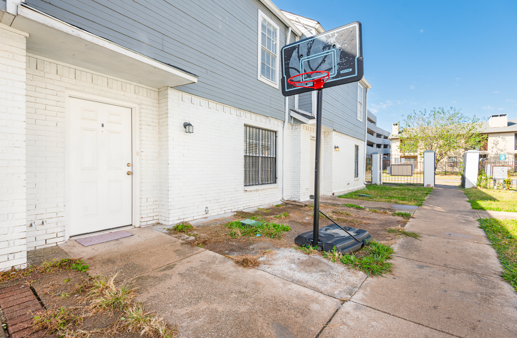 Dallas Townhome: 4618 San Jacinto St Unit B