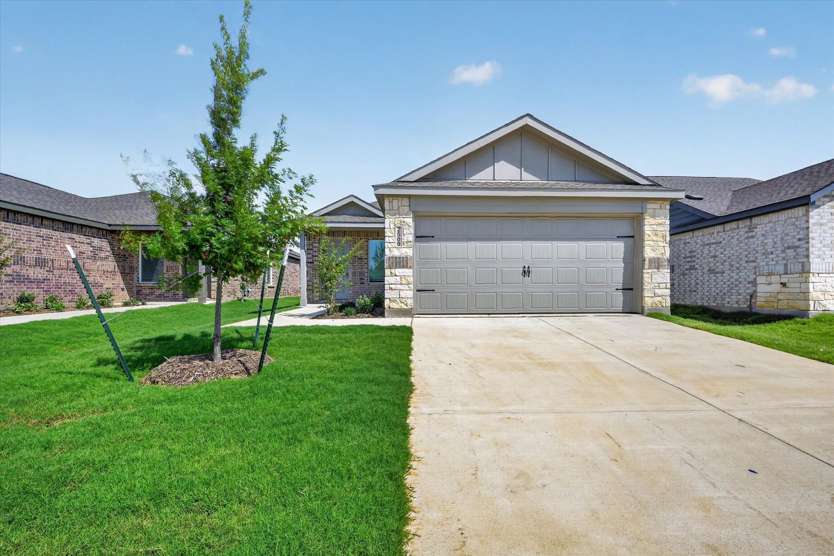 Aubrey House: 2509 Guineas Lane