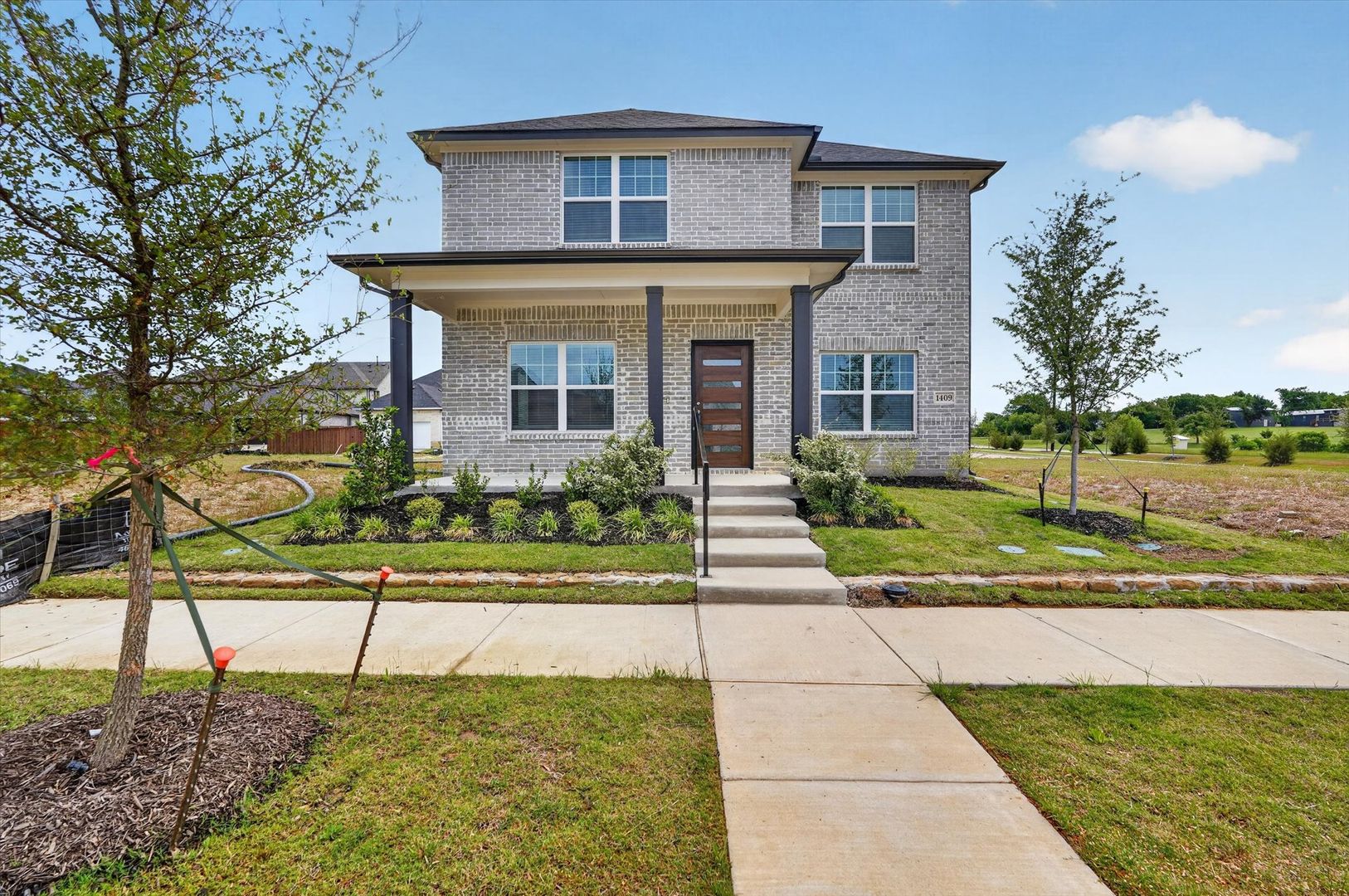 Celina House: 1409 Bramante St