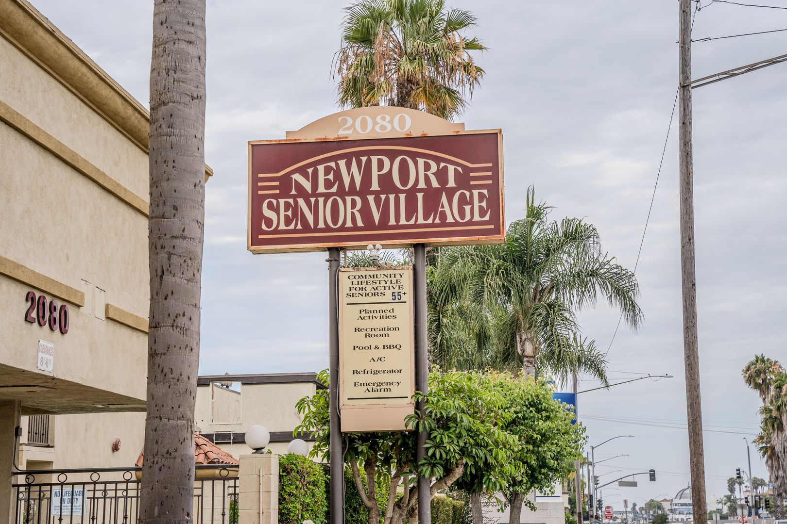 Costa Mesa Apartment: 2080 Newport Blvd