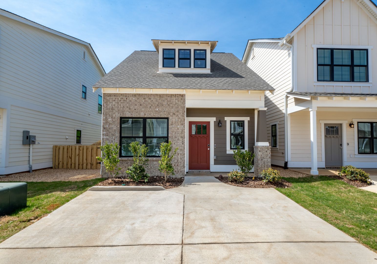 Irondale House: 4160 Prentice St