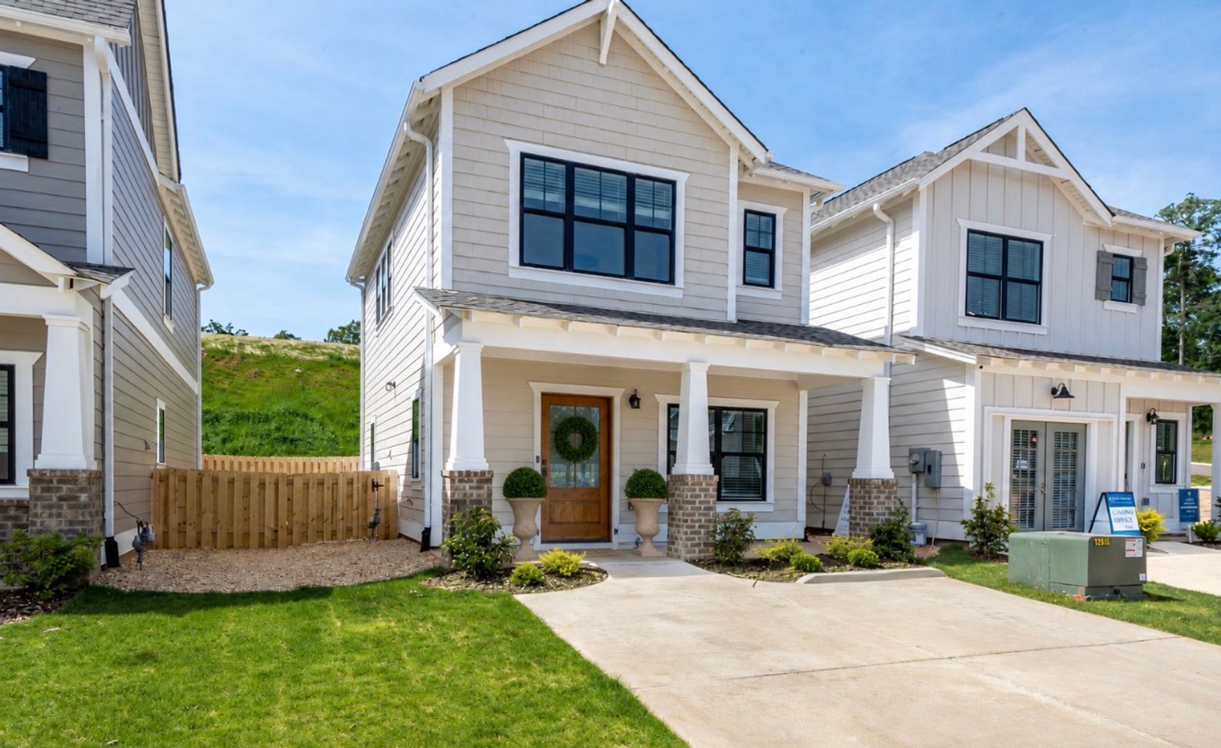 Irondale House: 4142 Prentice St