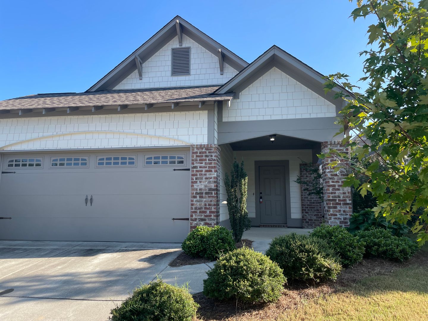 Irondale House: 4021 Valley Manor