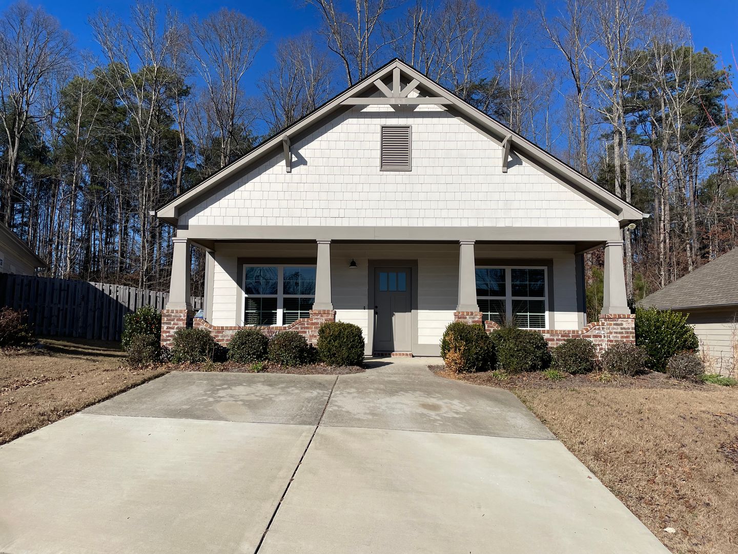 Irondale House: 3982 Valley Manor