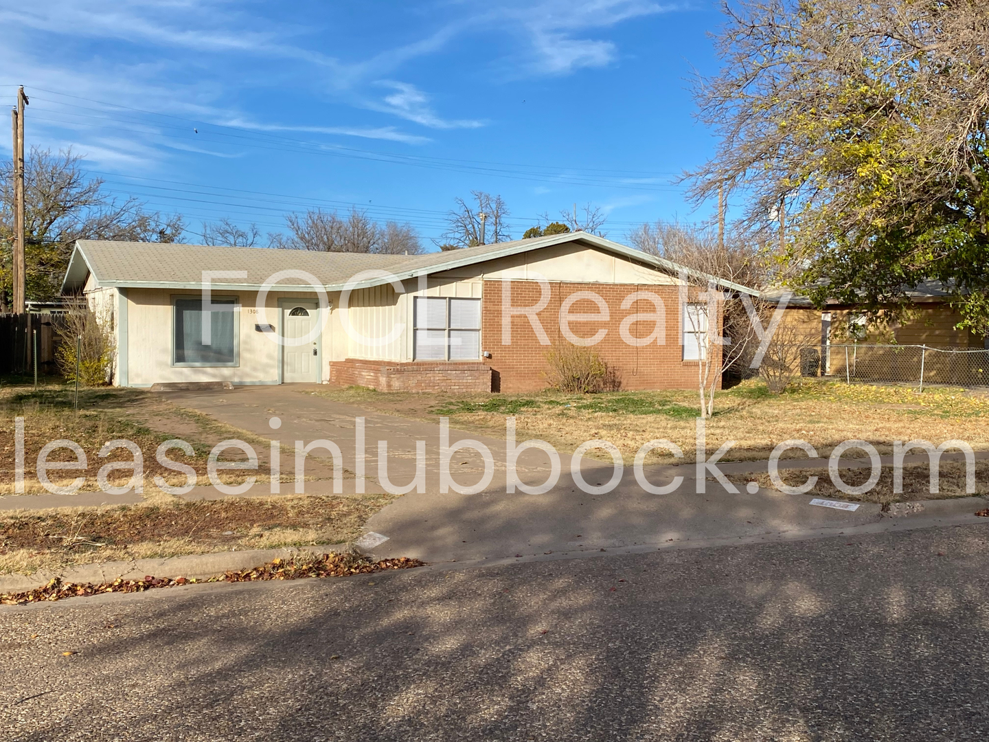 Lubbock House: 1308 61st St