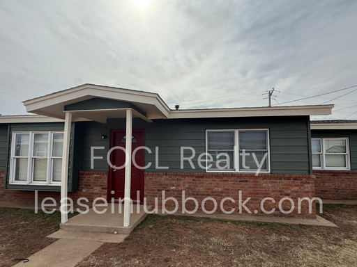Wolfforth, 2-bedroom, 1-bathroom duplex in Frenship ISD