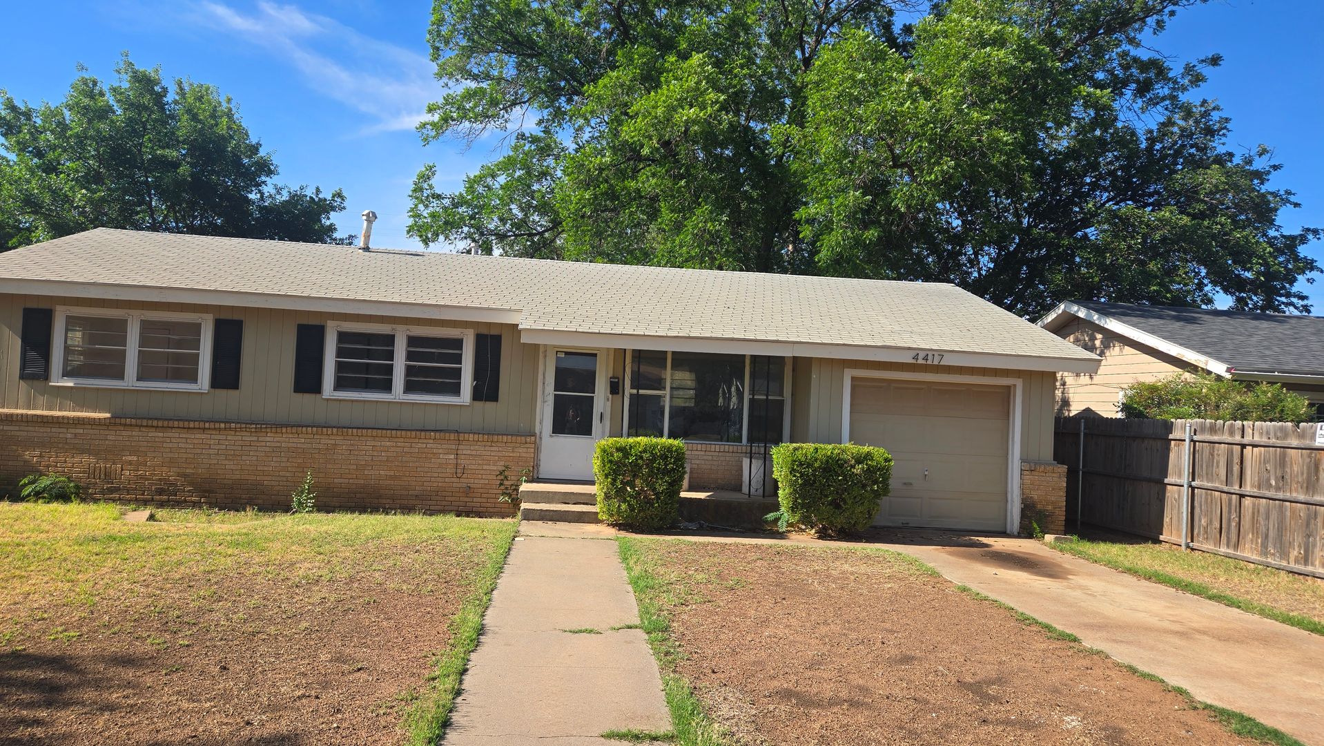 Lubbock House: 4417 43rd