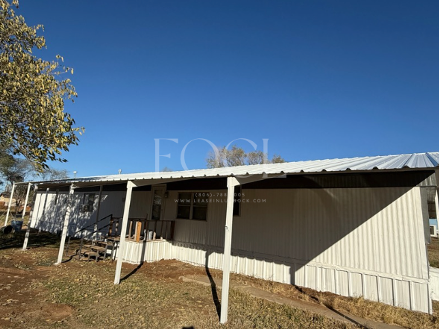 Lubbock House: 110 N County Road 2860