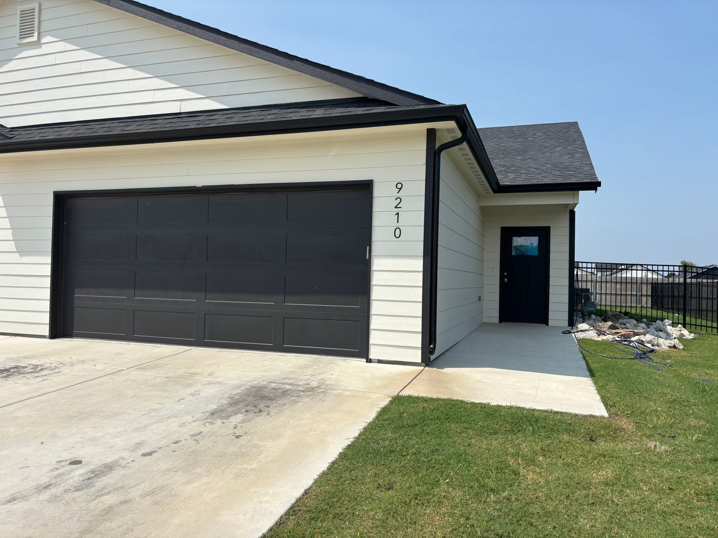 Wichita Apartment: 9208/10 E Wassall