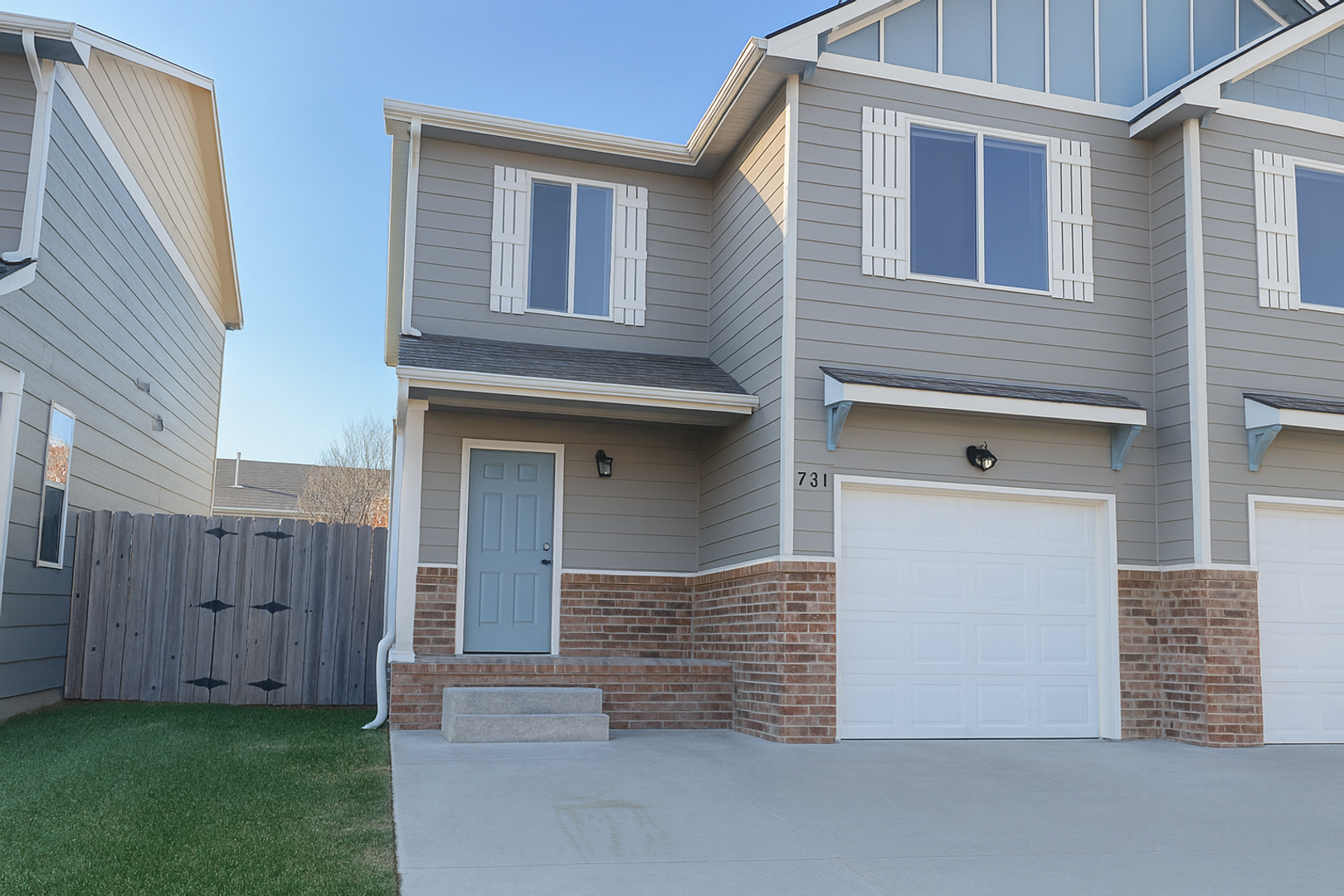 Wichita Apartment: 11048/50 Fawn Grove