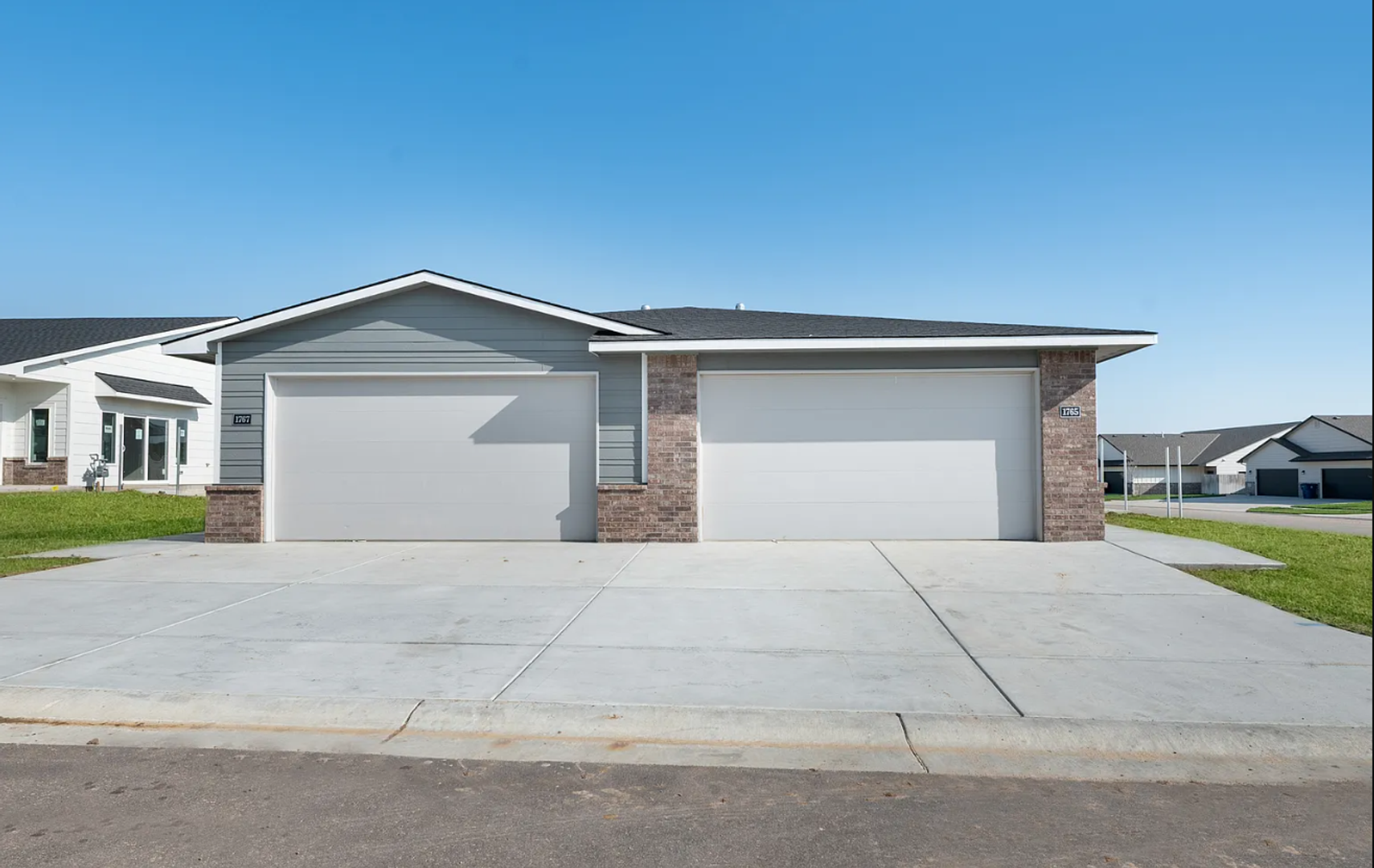 Wichita Apartment: 2737 S Airman St - Unit 100/200