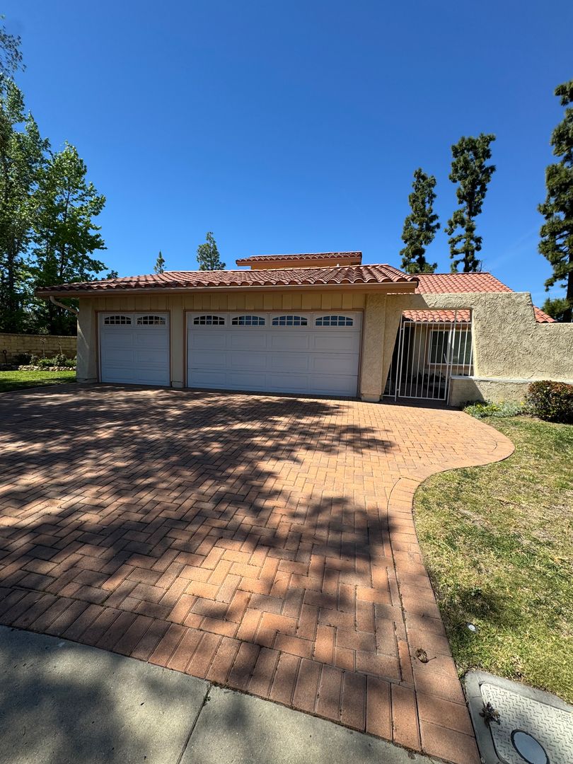 Agoura Hills House: 28955 Marlies Street