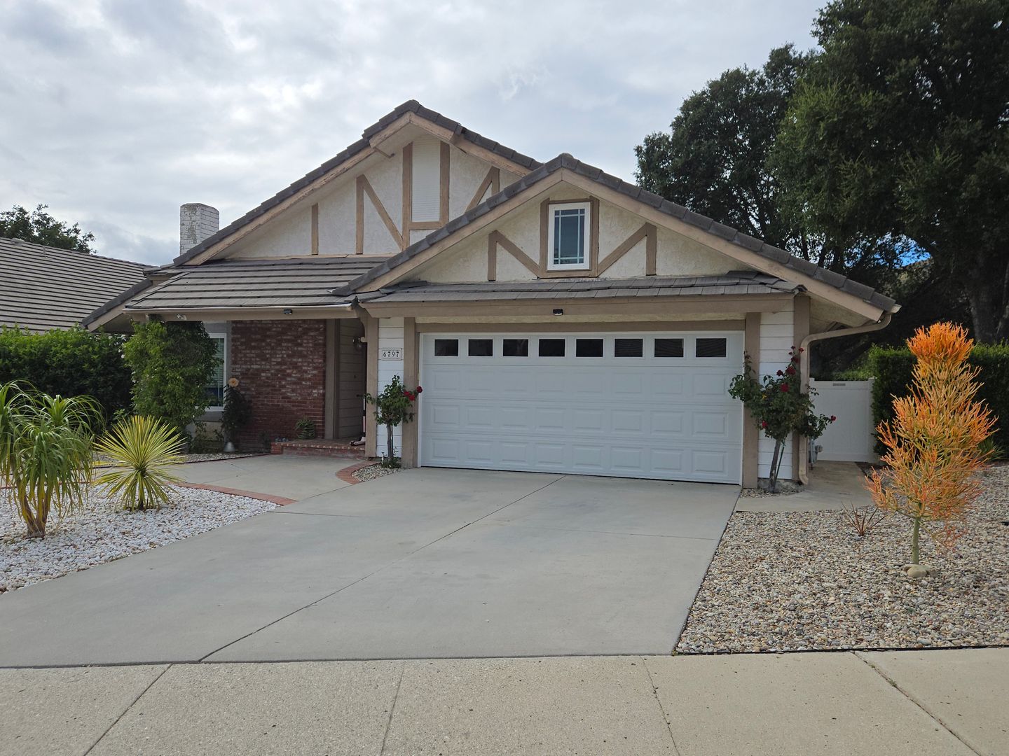 Oak Park House: 6797 Oak Forest Drive