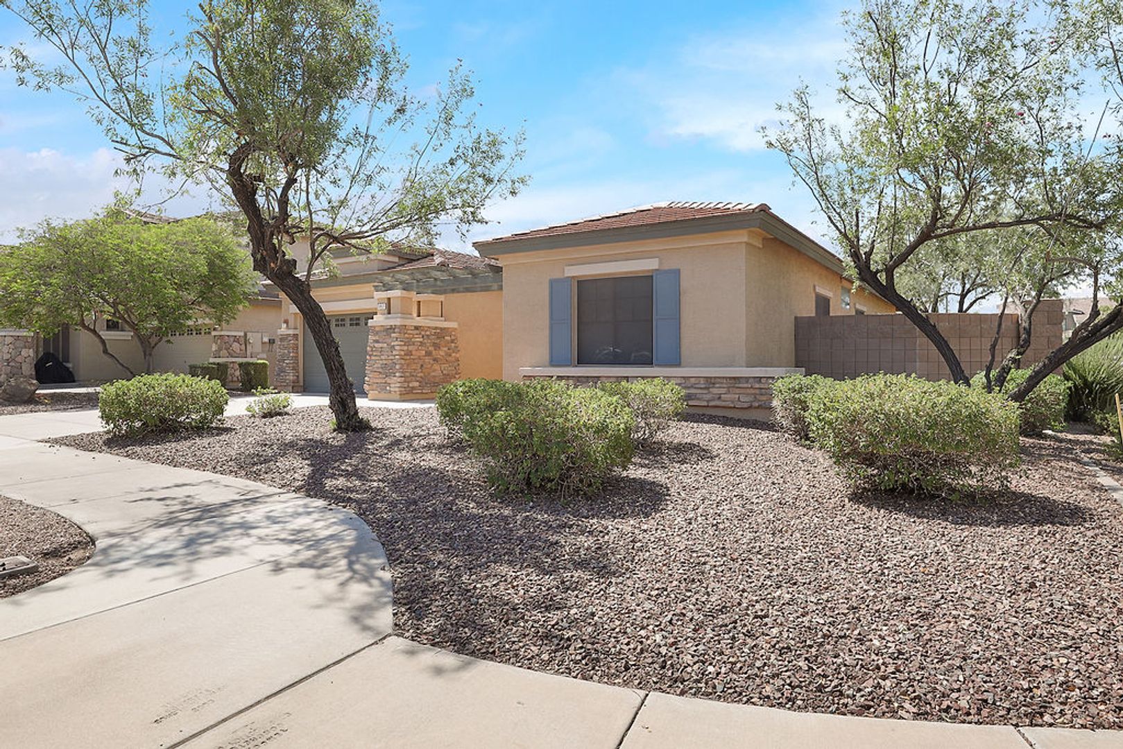 Queen Creek House: 18631 E Swan Drive