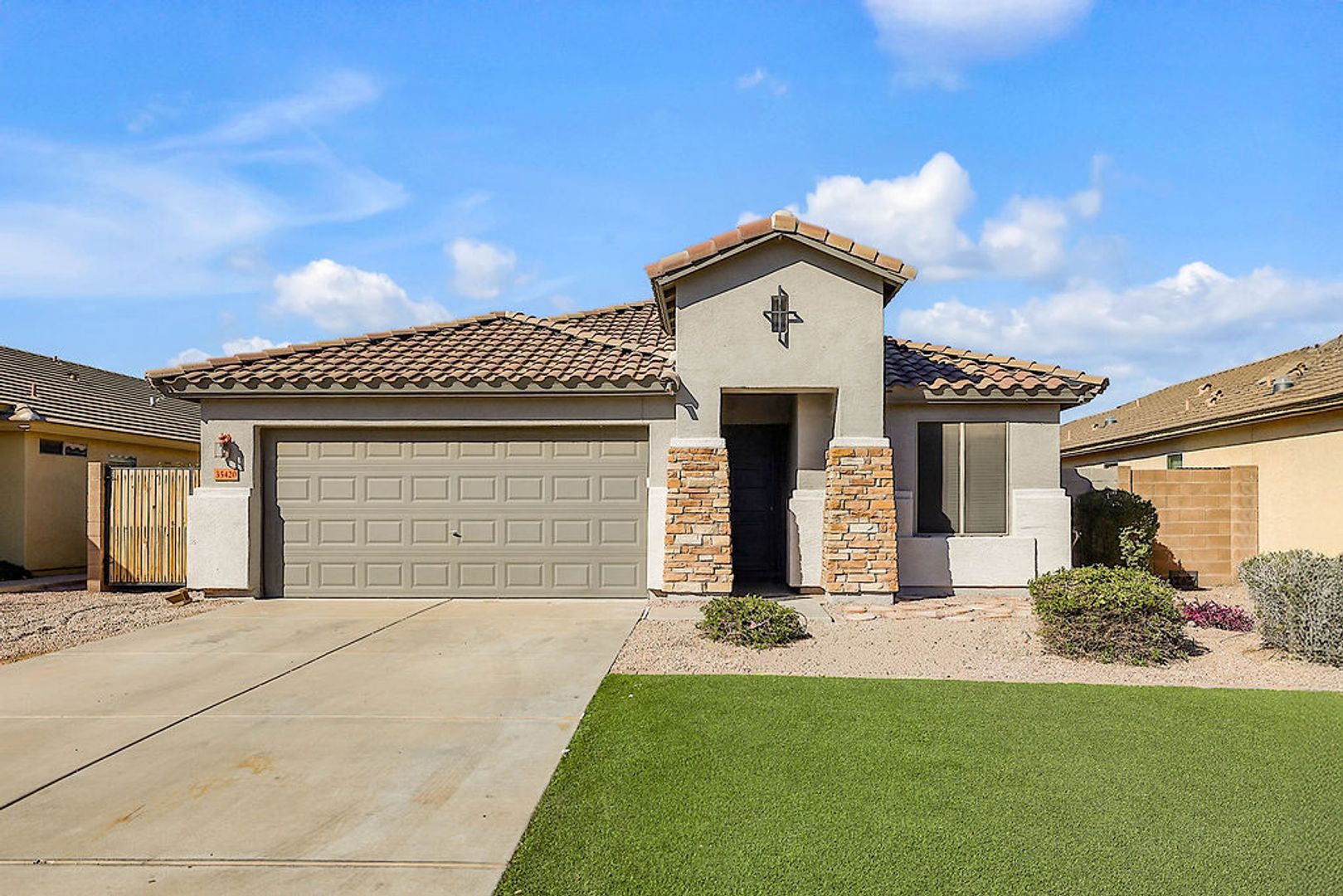 San Tan Valley House: 35420 N. Gurnsey Trail