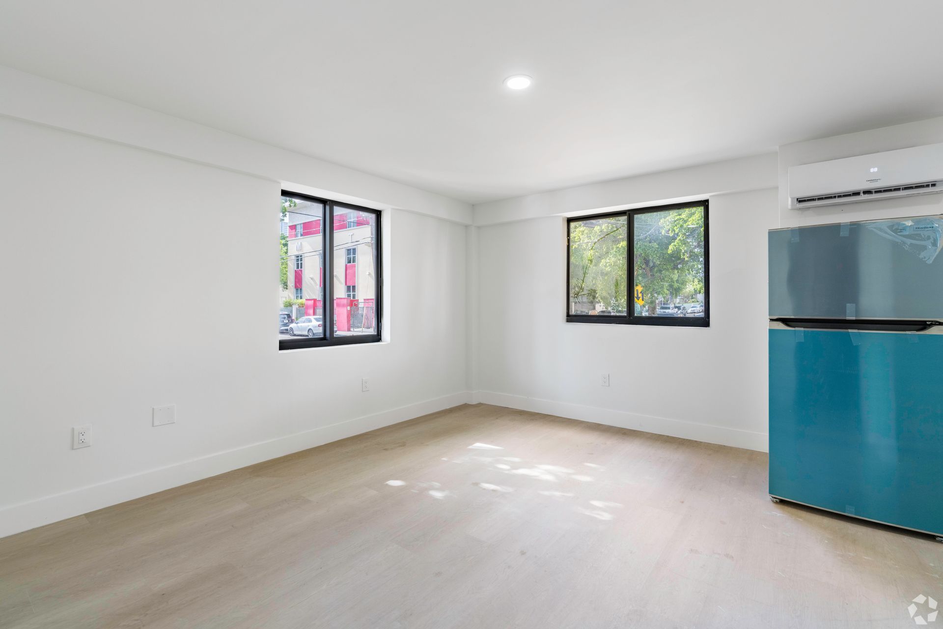 Miami Apartment: 340 SW 5th Ave - APT_04-104