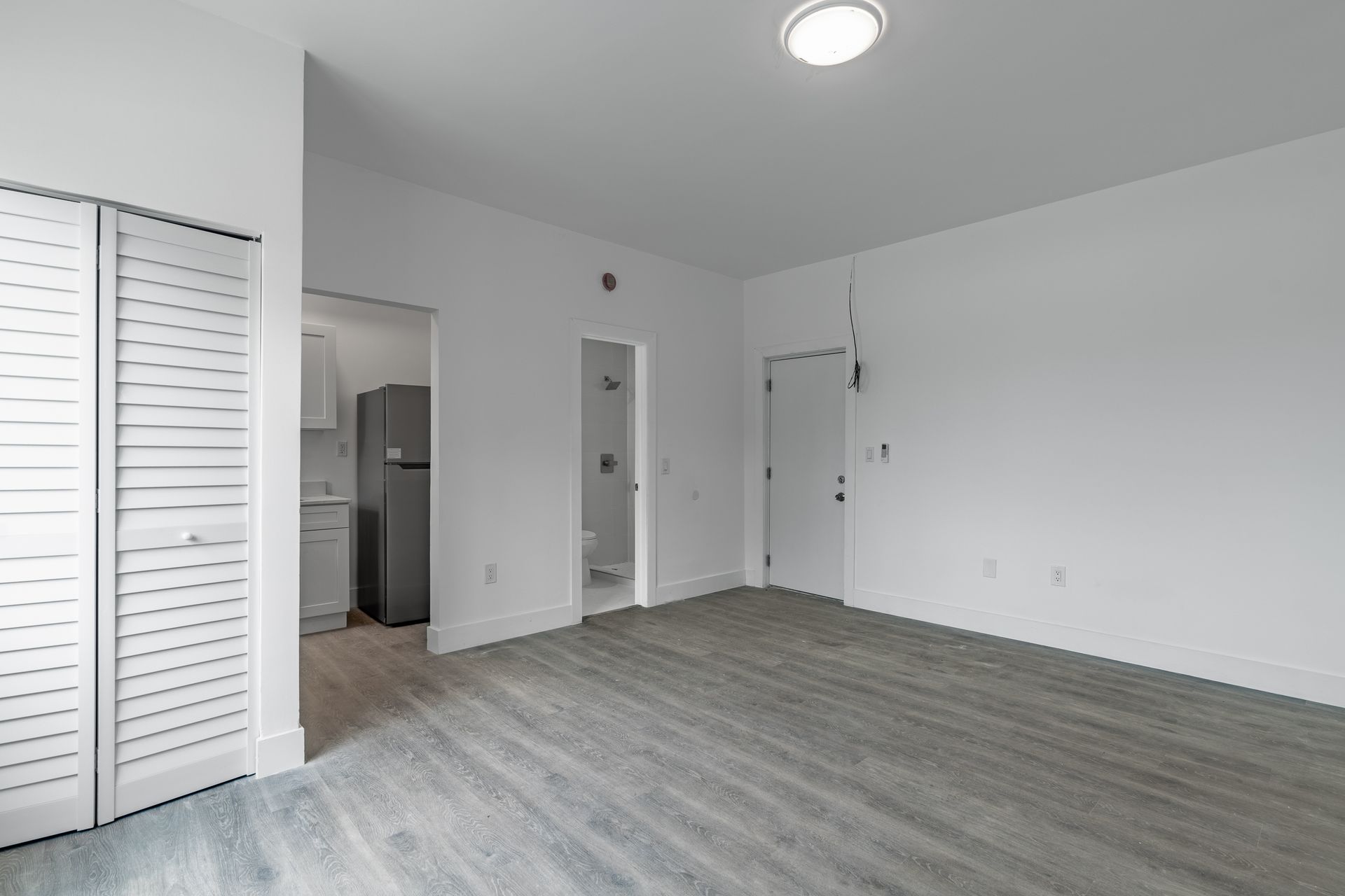 Miami Apartment: 2961 SW 5TH ST