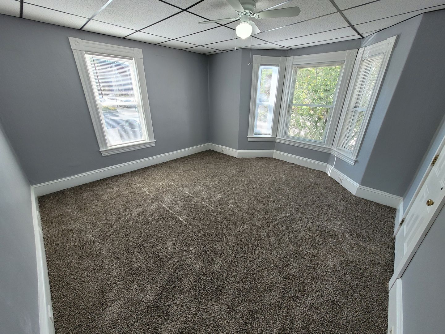 West Manchester Apartment: 355 Rimmon St.