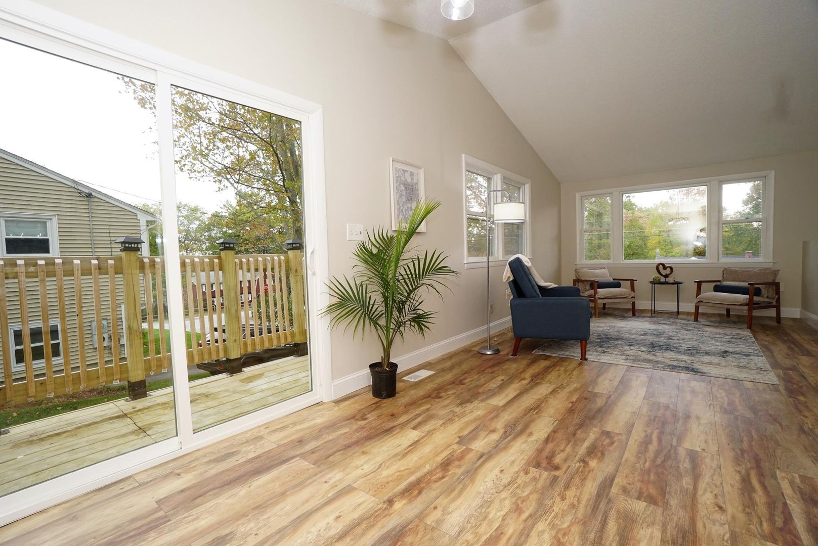 42 Woodfield St 7 of 8
