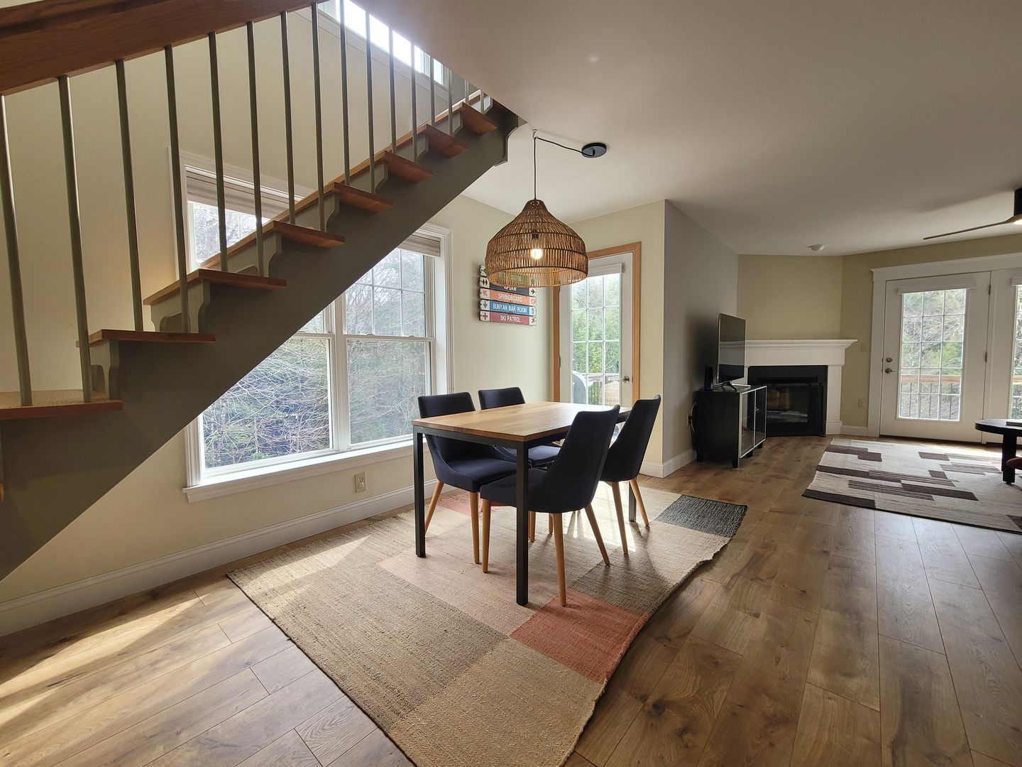 Thornton Townhome: 23 Falls Rd unit 2