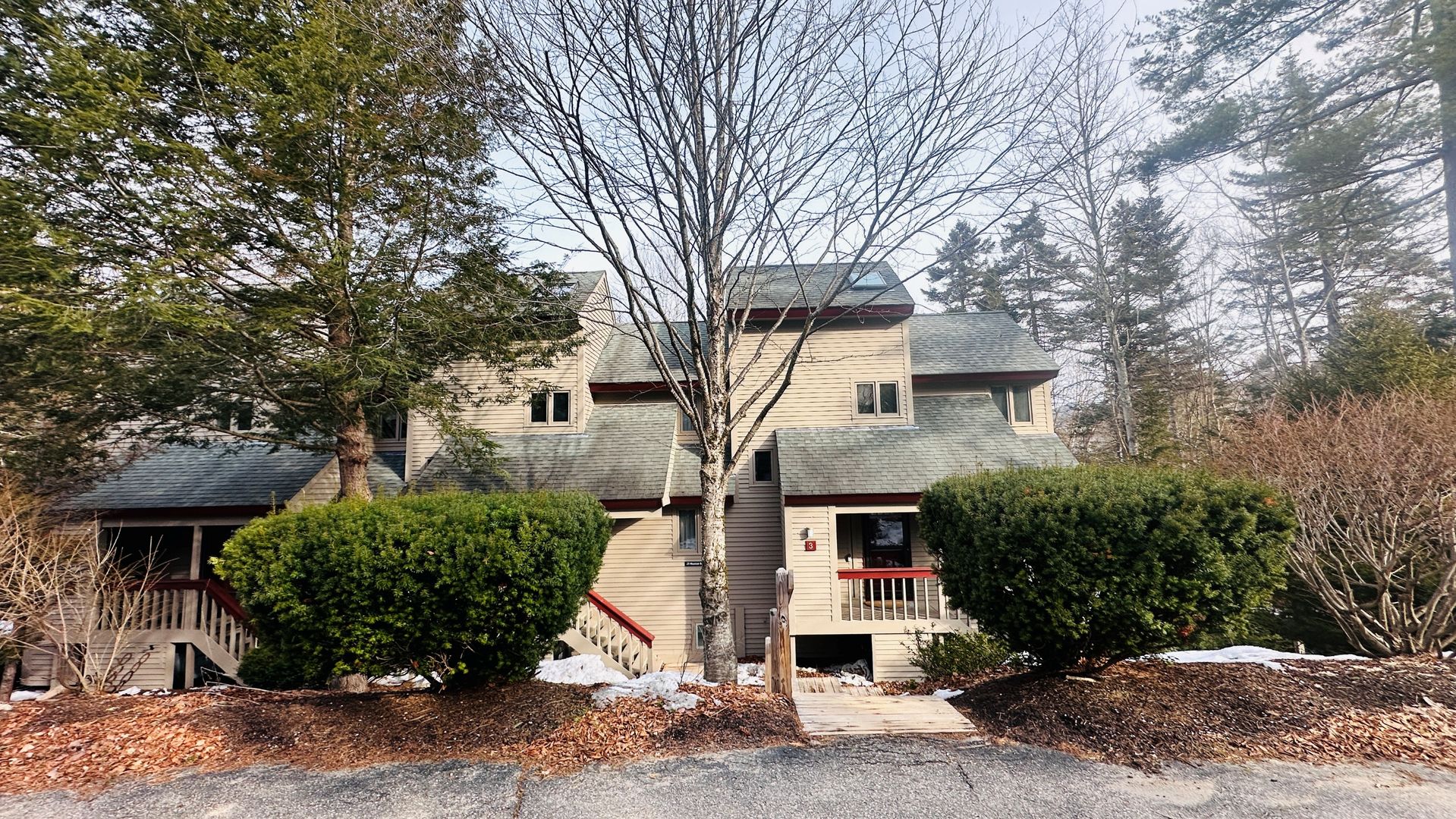 Waterville Valley Condo: 29 Mountain Brook Way