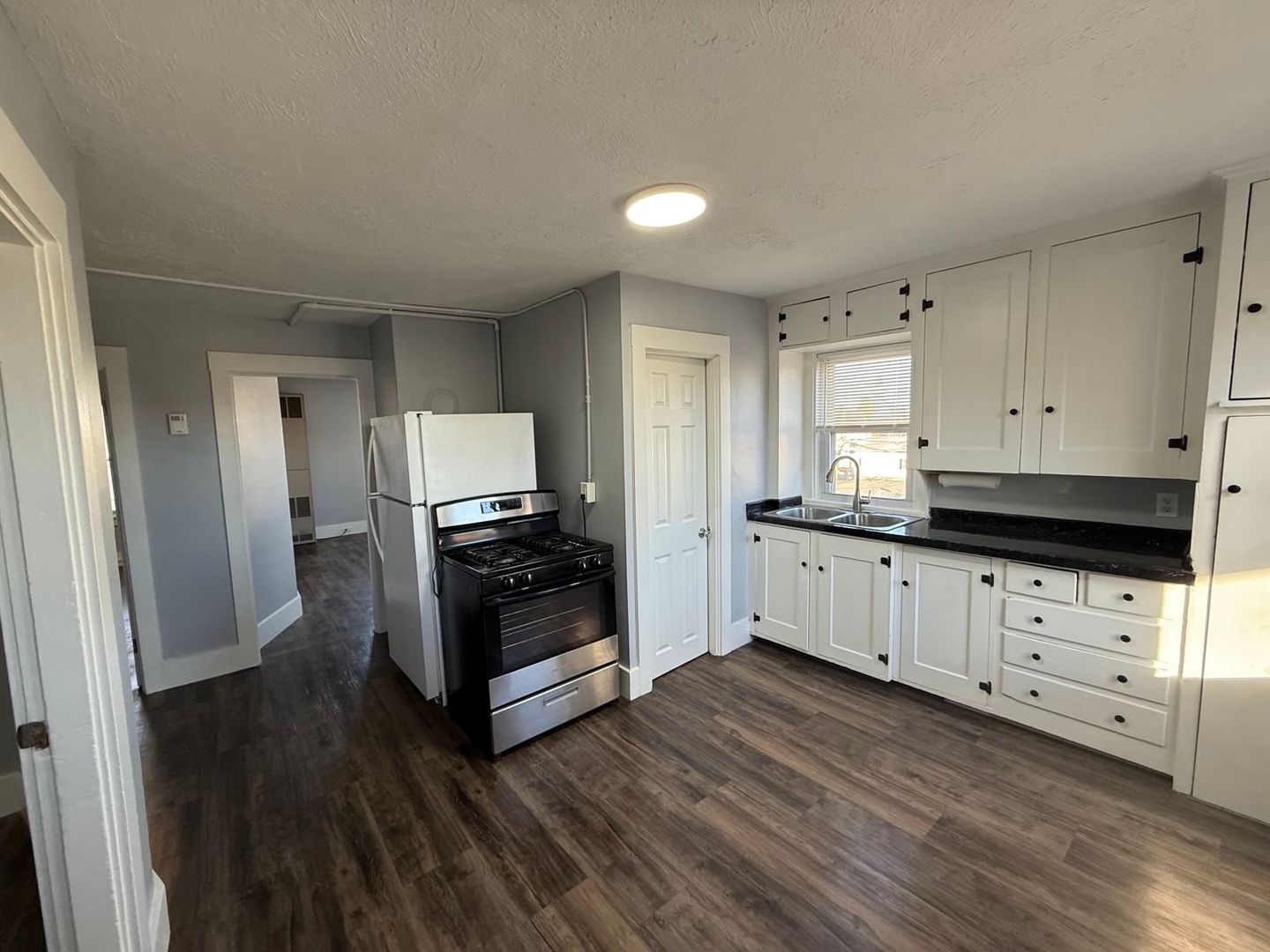 West Manchester Apartment: 202 Douglas St. - #3