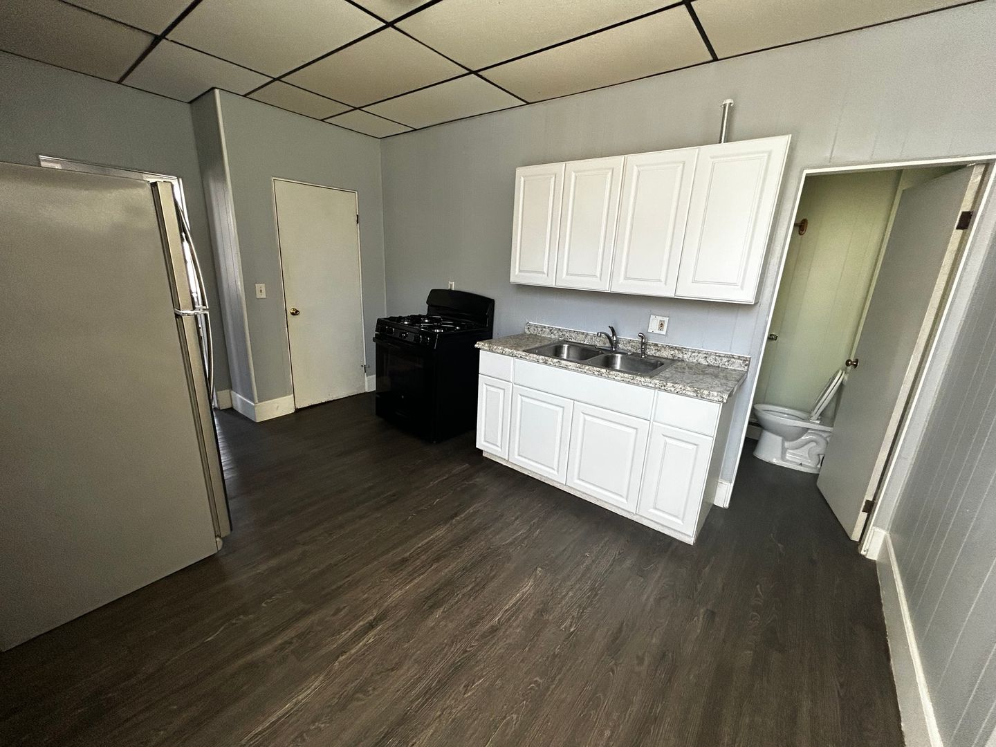 West Manchester Apartment: 323 Dubuque St & 142-146 Wayne St