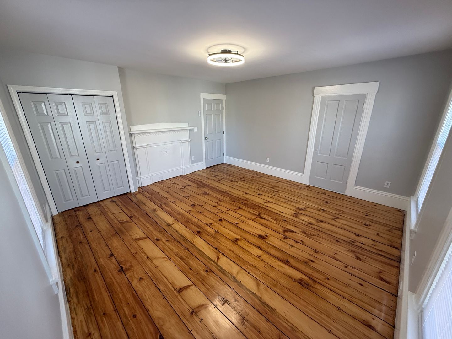 Manchester Apartment: 319 Cedar St