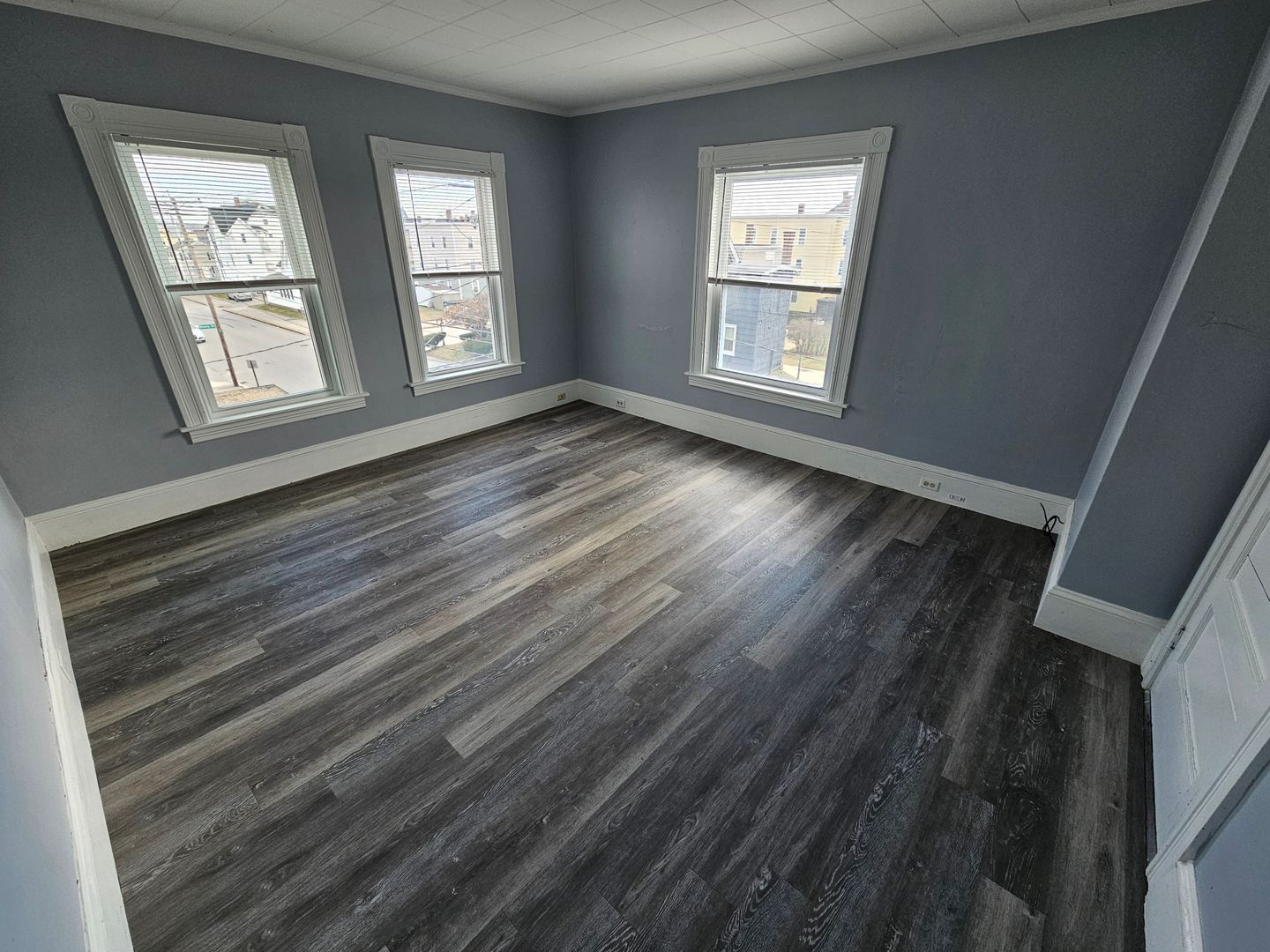 West Manchester Apartment: 257 Amory St.