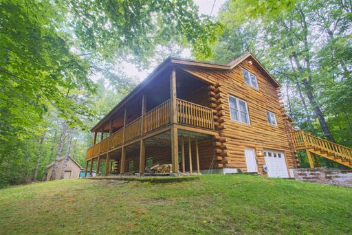 Private Lakeside Pet Friendly Cabin - Fully Furnished and available for 6 mo Winter Seasonal Lease! - $2500/mo