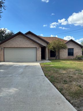 3215 Campanario Cir – photo 1