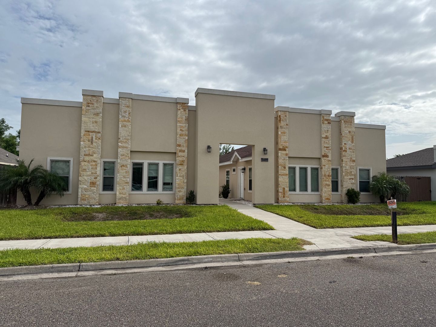 Edinburg Apartment: 2609 Larkspur Ave