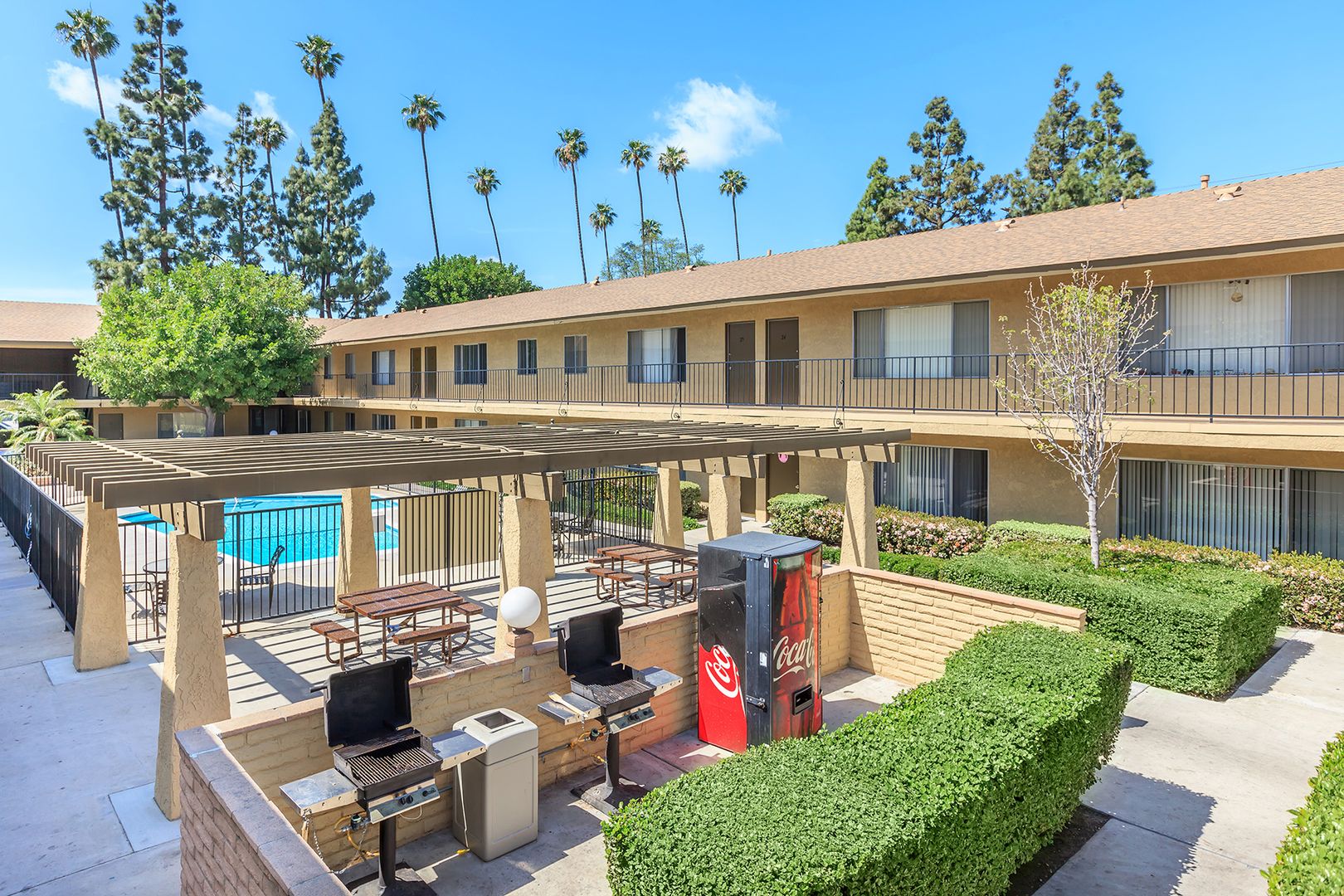 Anaheim Apartment: 1220 S Palm Way