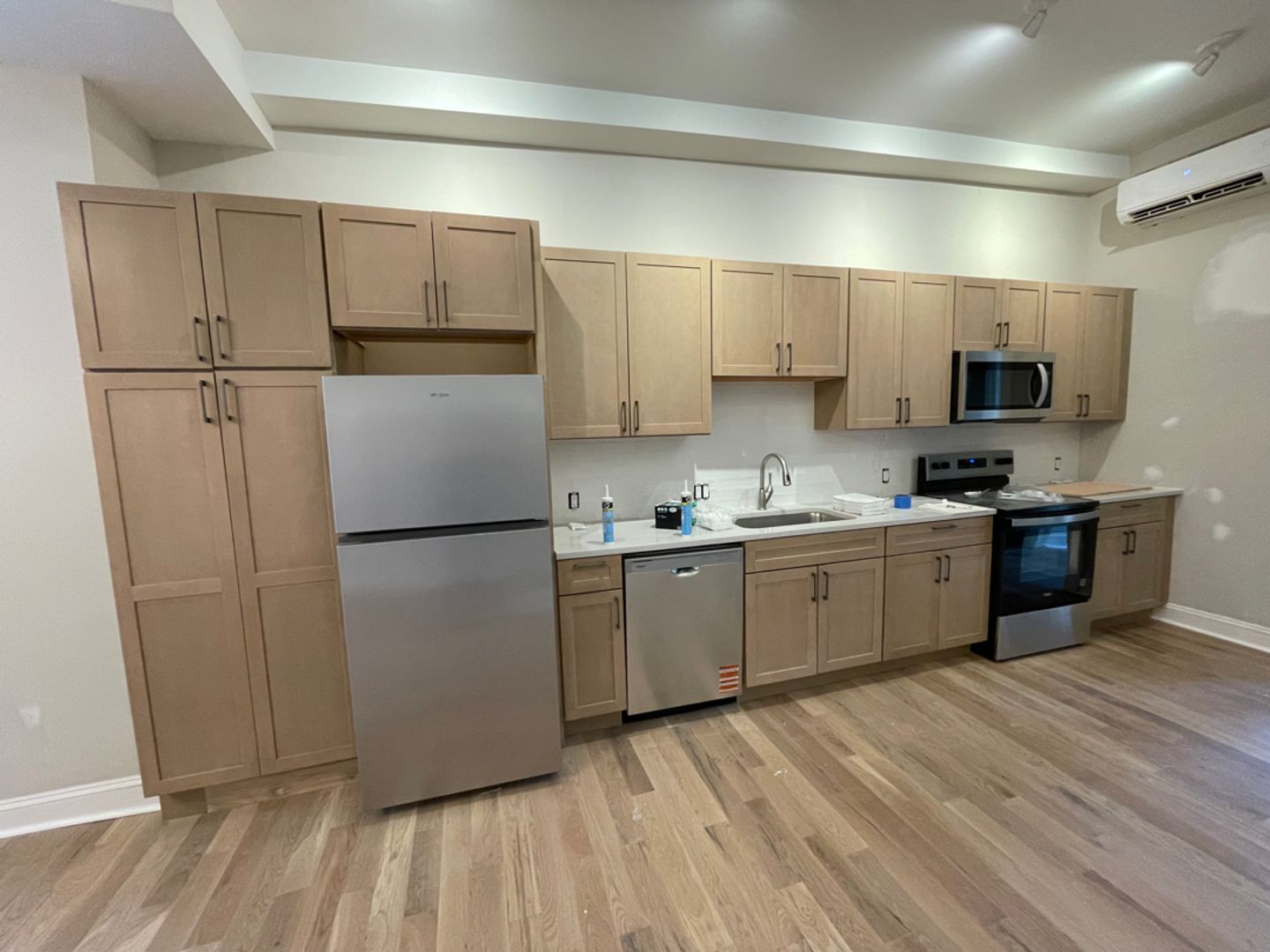 Philadelphia Apartment: 217 Christian St