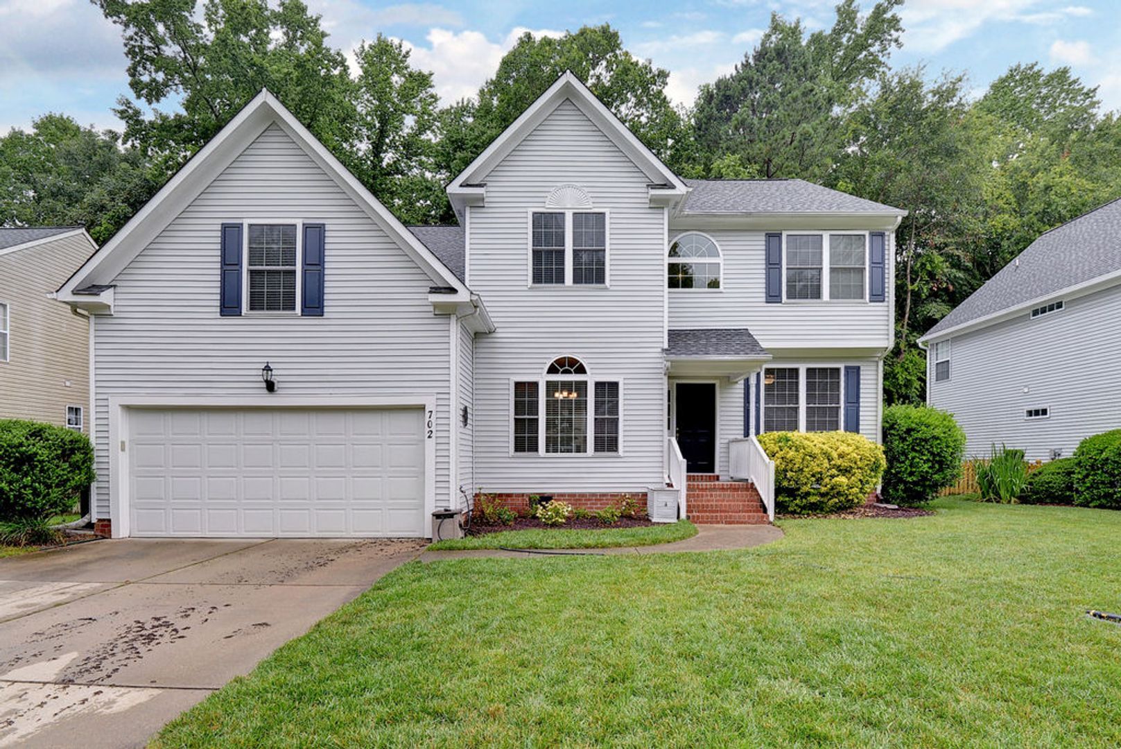 Yorktown House: 702 Robin Hood Drive